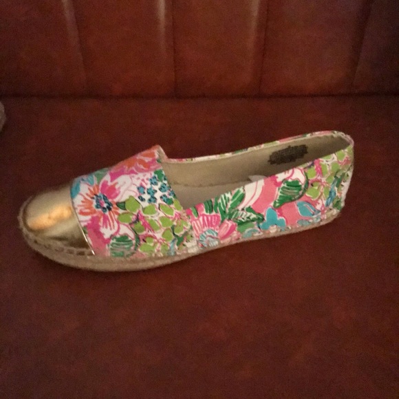 "SOLD" LILLY PULITZER FOR TARGET ESPADRILLES - Picture 3 of 6
